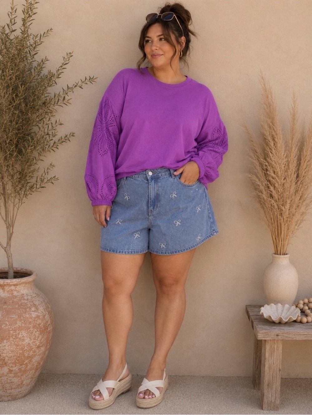 🎀EUC Cider “Jean Shorts with All Over Embroidered White🤍Bows🎀 (Front only)” 1XL